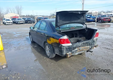 2005 Toyota Camry Le V6 z USA, uszkodzony, nr VIN 4T1BF30K05U105045